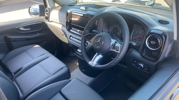 Mercedes-Benz Vito L3 Diesel Rwd 119CDI Select Van 9G-Tronic - Image 3
